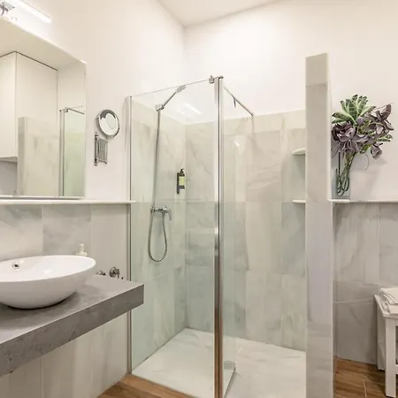 Green-apartments Mansión Blue Catedral * Sevilha